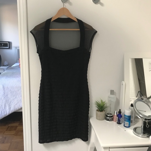 GORGEOUS BLACK DRESS 8 - Picture 6 of 8